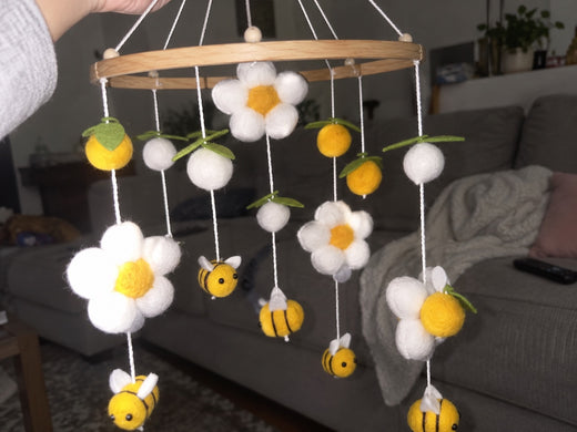 Illustrative image of the Bee mobile